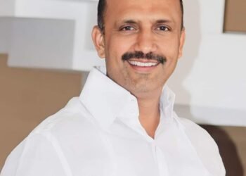 अवकाळी पावसामुळे नुकसान झालेल्या फळबागा व शेतीपिकांचे पंचनामे करावेत-