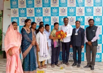 येरमाळा येथील विद्यानिकेतन माध्यमिक विद्यालयाचे इयत्ता १० वी बोर्ड परिक्षेत घवघवीत यश