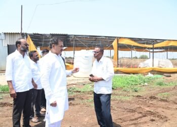 विशेष बाब म्हणून मुख्यमंत्री सहाय्यता निधीतून सहकार्य उपलब्ध करून देण्यासाठी आपण प्रयत्नशील राहू-आ. राणाजगजितसिंह पाटील