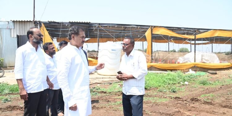 विशेष बाब म्हणून मुख्यमंत्री सहाय्यता निधीतून सहकार्य उपलब्ध करून देण्यासाठी आपण प्रयत्नशील राहू-आ. राणाजगजितसिंह पाटील