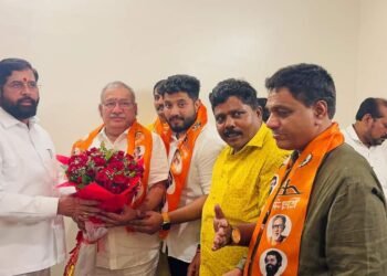 भाजपा नेते सुधीर पाटील यांचा मुख्यमंत्री एकनाथ शिंदे यांच्या हस्ते शिवसेनेत प्रवेश