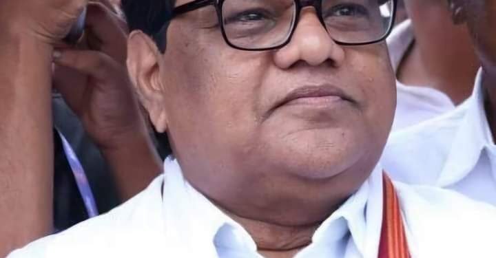 आरोग्यमंत्री व कुटुंब कल्याणमंत्री डॉ.तानाजी सावंत ओक्साबोक्सी रडले