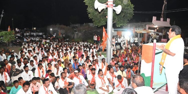 गेली ३५ वर्षे विरोधकांना पाणी आणता आलं नाही,फक्त लोकांना फसवलं-डॉ.तानाजीराव सावंत