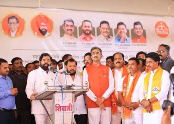 सांगोल्यात शिवसेनेच्या सभेला नागरिकांचा उत्स्फूर्त प्रतिसाद; उपमुख्यमंत्री ना. एकनाथ शिंदे यांचे भाषण गाजले