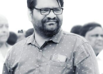 स्थगिती देणार फडणवीस सरकार आणि दोष आमच्यावर? – शिवसेना(UBT) प्रवक्ता तानाजी जाधवर