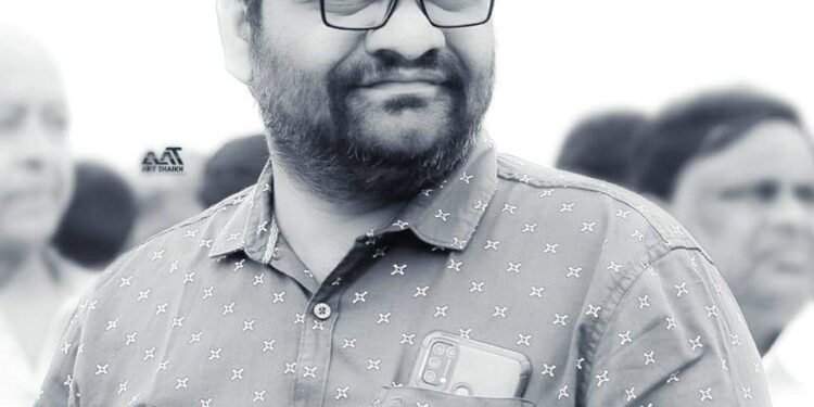 स्थगिती देणार फडणवीस सरकार आणि दोष आमच्यावर? – शिवसेना(UBT) प्रवक्ता तानाजी जाधवर